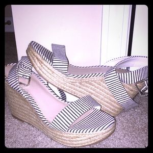 Forever 21 wedges